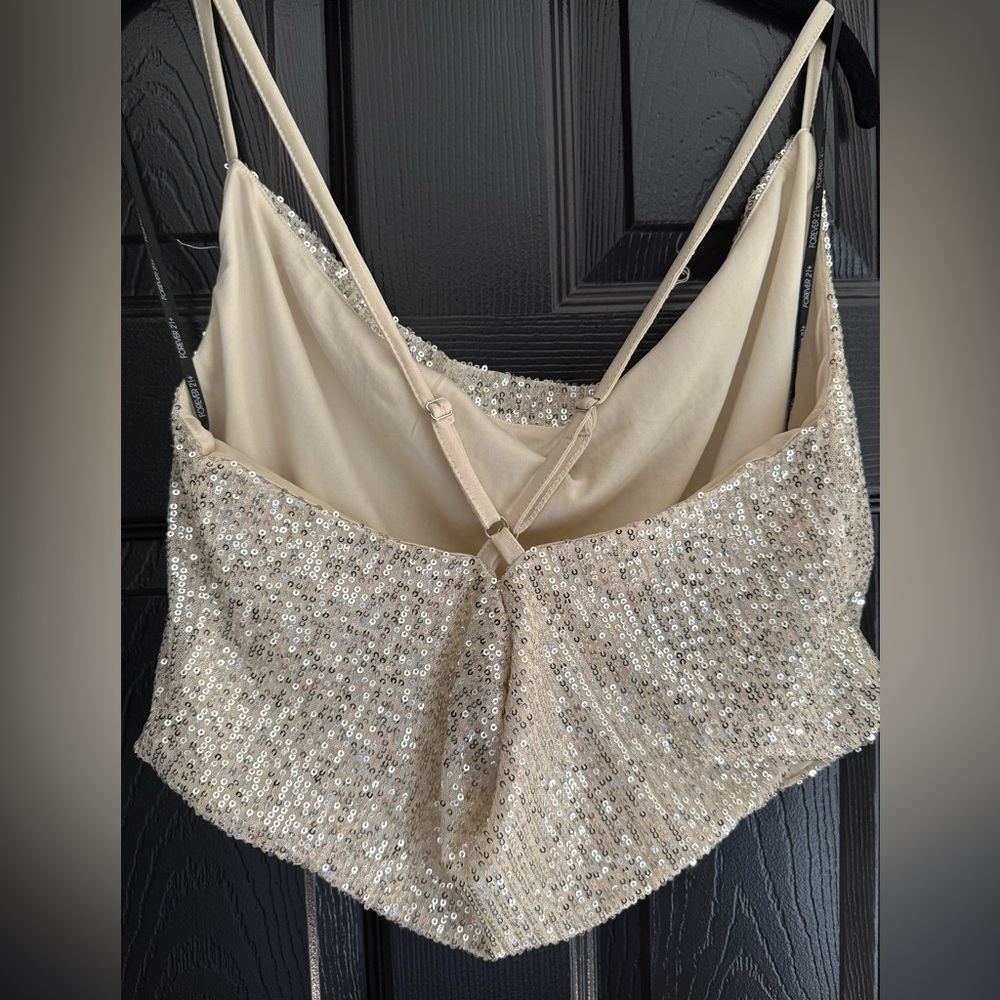 NWT Forever 21 Cream & Silver Sequin Tank Top Size 1X - Picture 2 of 4